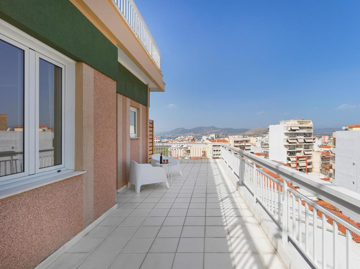 Modern Penthouse Overlooking Halkis Chalkís Exteriör bild